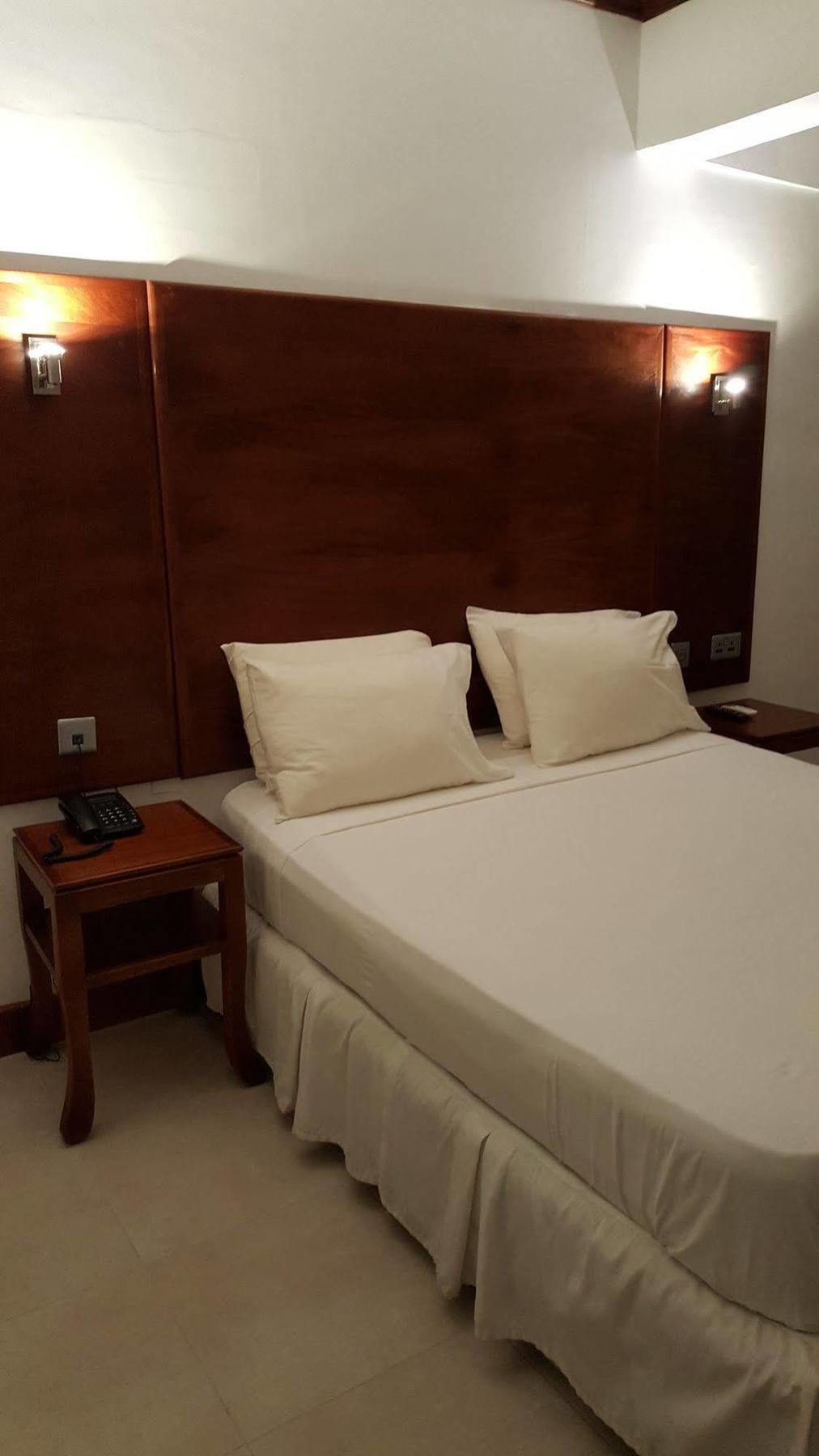 Golden Gate Hotel Kumasi Exterior photo
